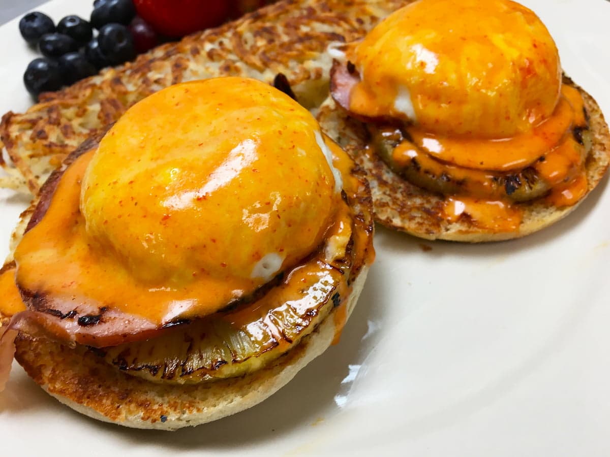Hawaiian benedict breakfast special at Bailey's Breakfast & Lunch in Omaha