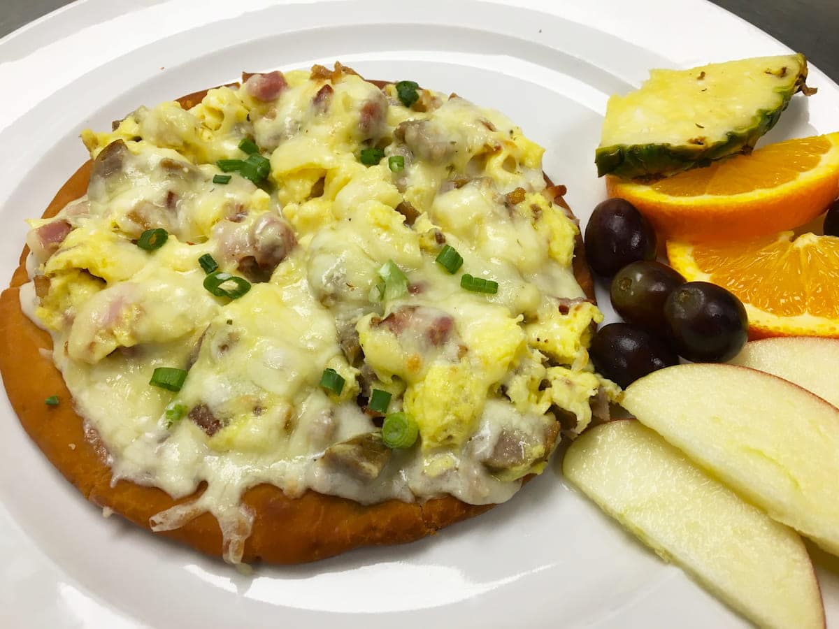 Sunday brunch pizza breakfast special at Bailey's Breakfast & Lunch in Omaha